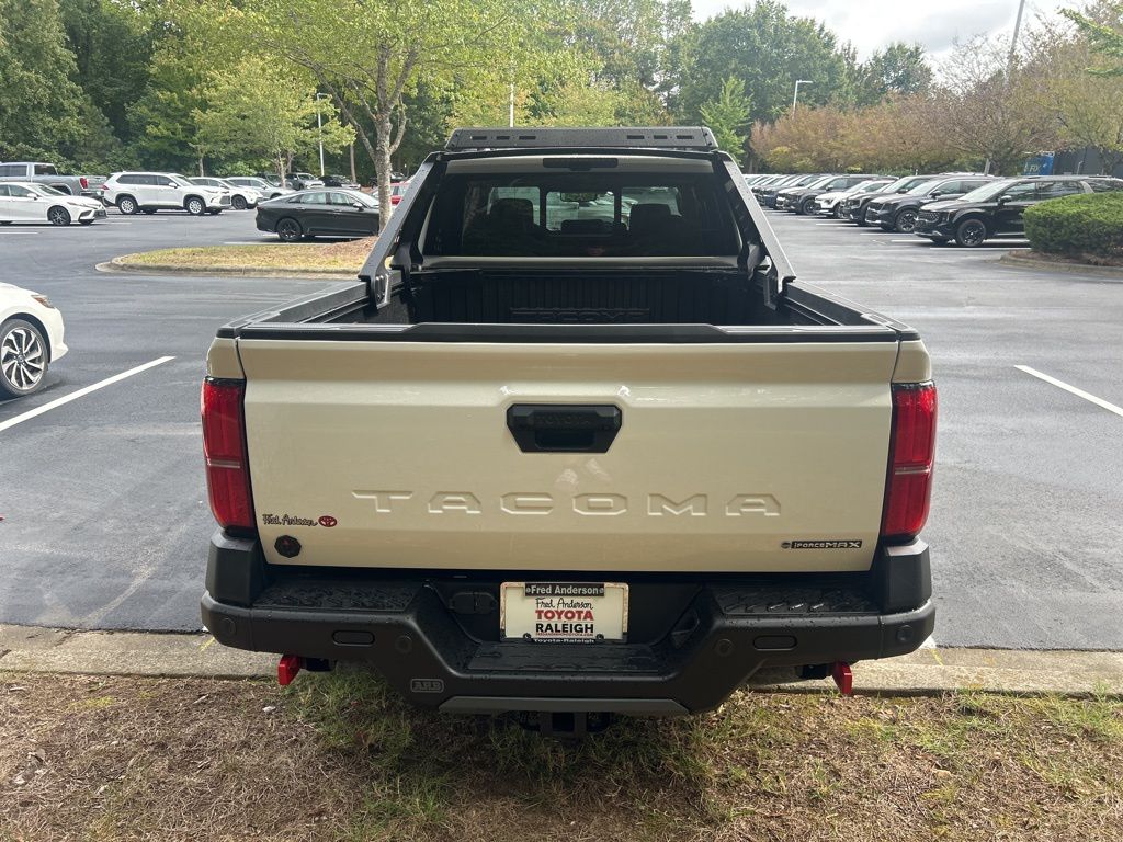 2025 Toyota Tacoma Trailhunter photo 4