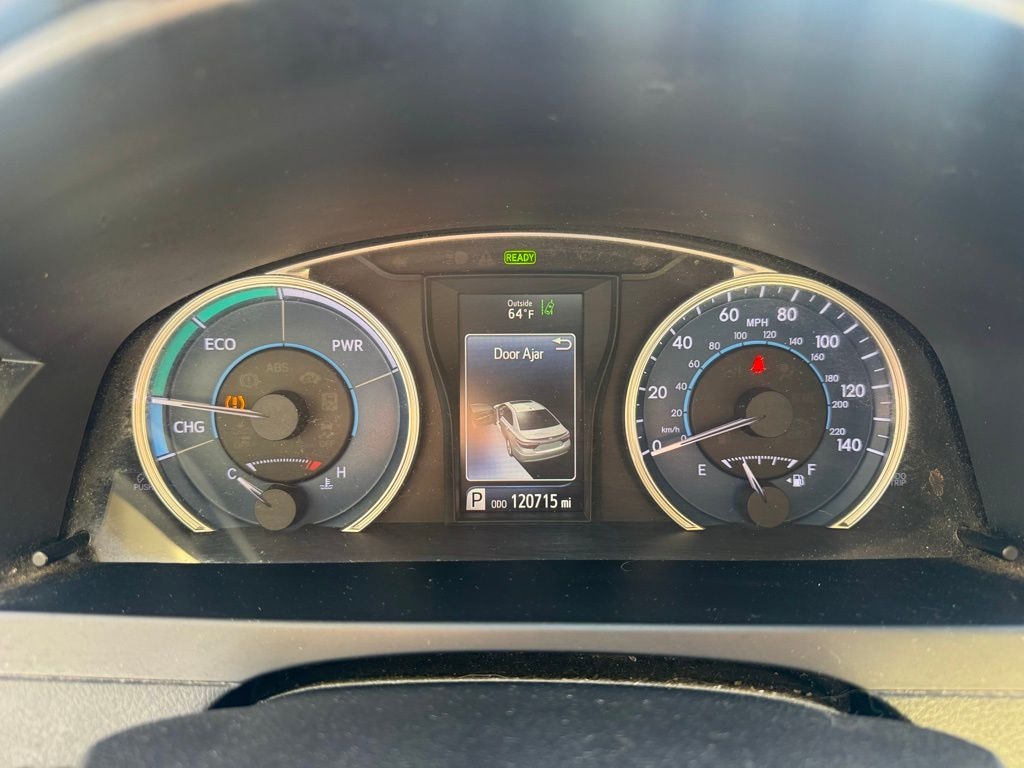 Used 2015 Toyota Camry Hybrid Sedan