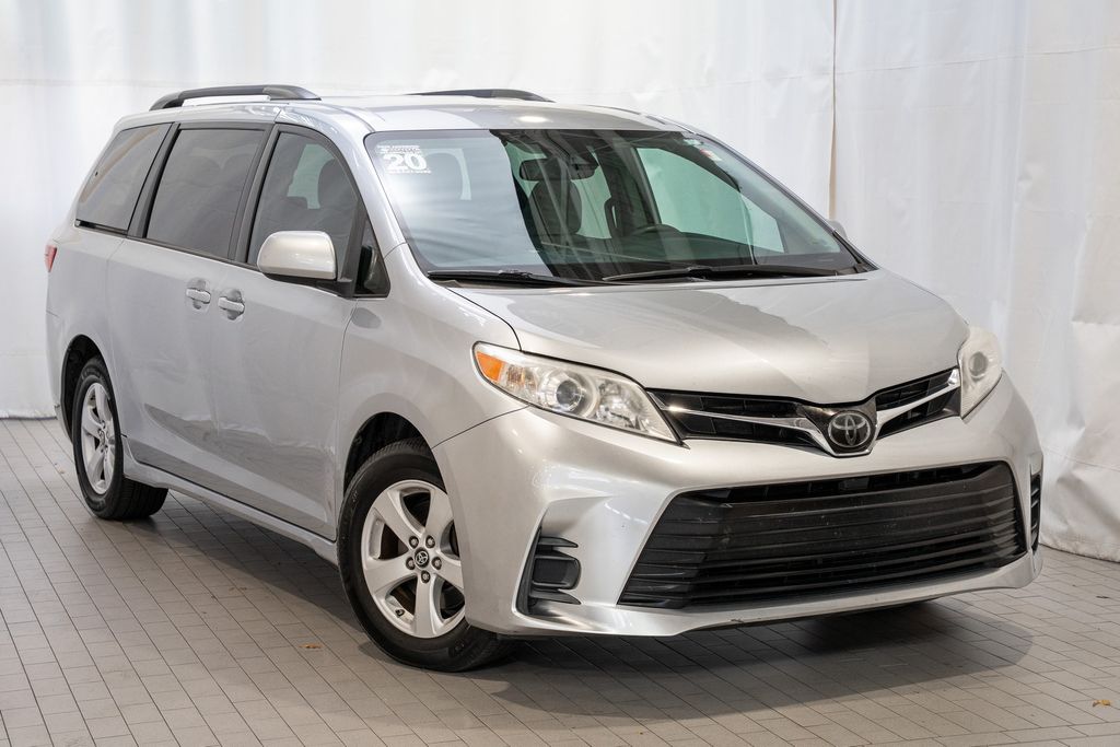 2020 Toyota Sienna Minivan/Van 
