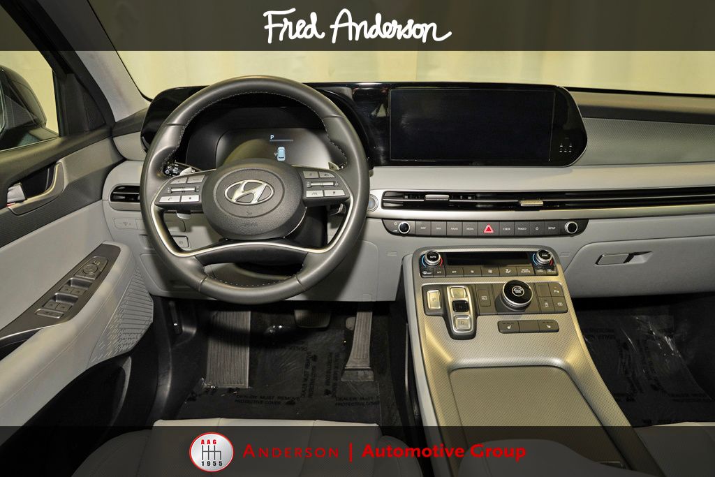 2024 Hyundai Palisade SEL photo 2