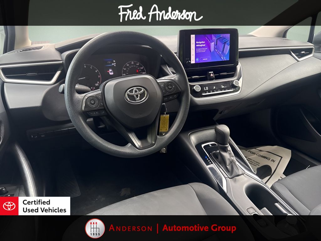 2024 Toyota Corolla LE photo 2