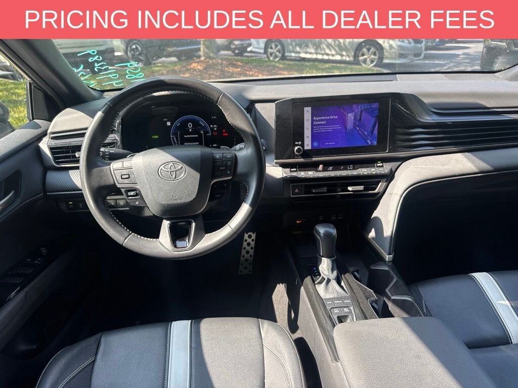 Used 2025 Toyota Camry SE Sedan