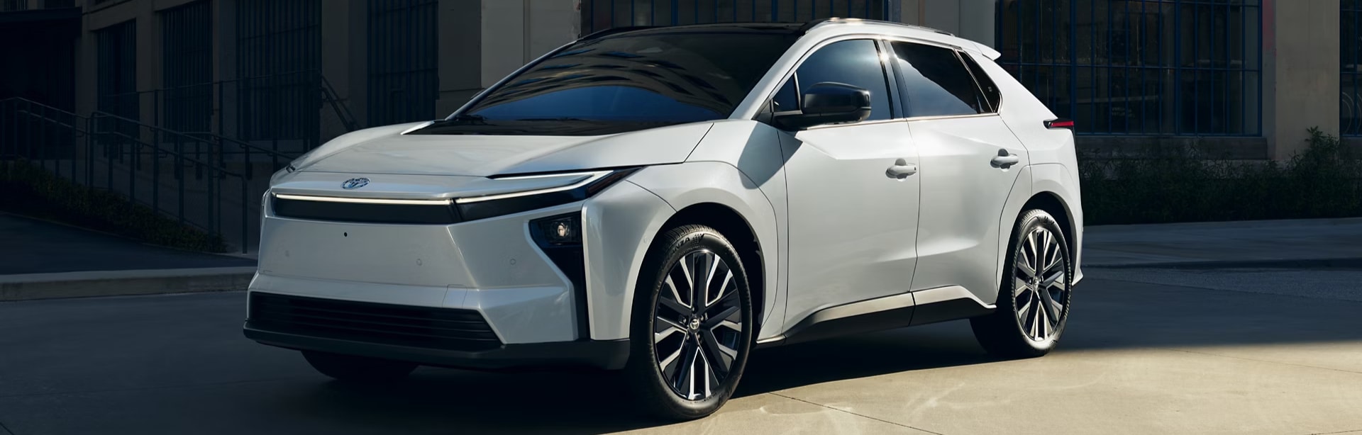 The Pros and Cons of EV Ownership