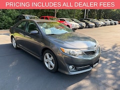 2012 Toyota Camry SE Sedan