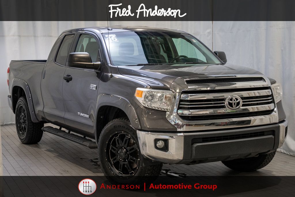 2016 Toyota Tundra SR5 5.7L 4WD FFV Double Cab Std Bed's photo