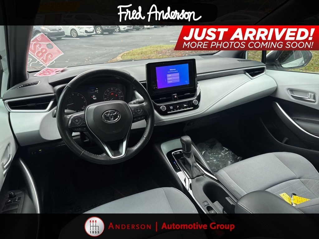 2023 Toyota Corolla SE photo 2