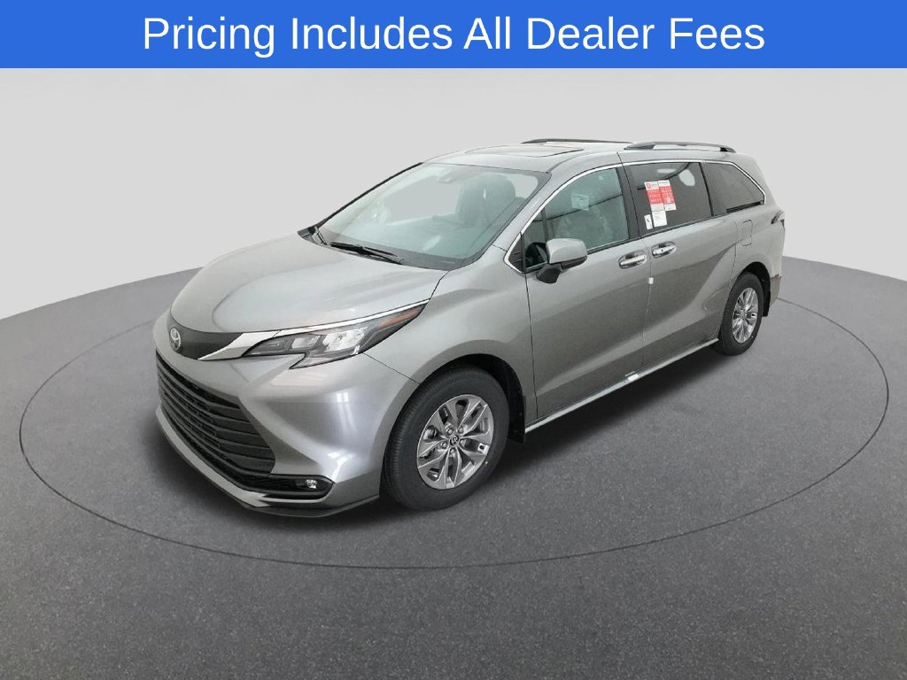 2026 Toyota Sienna XLE Van Passenger Van