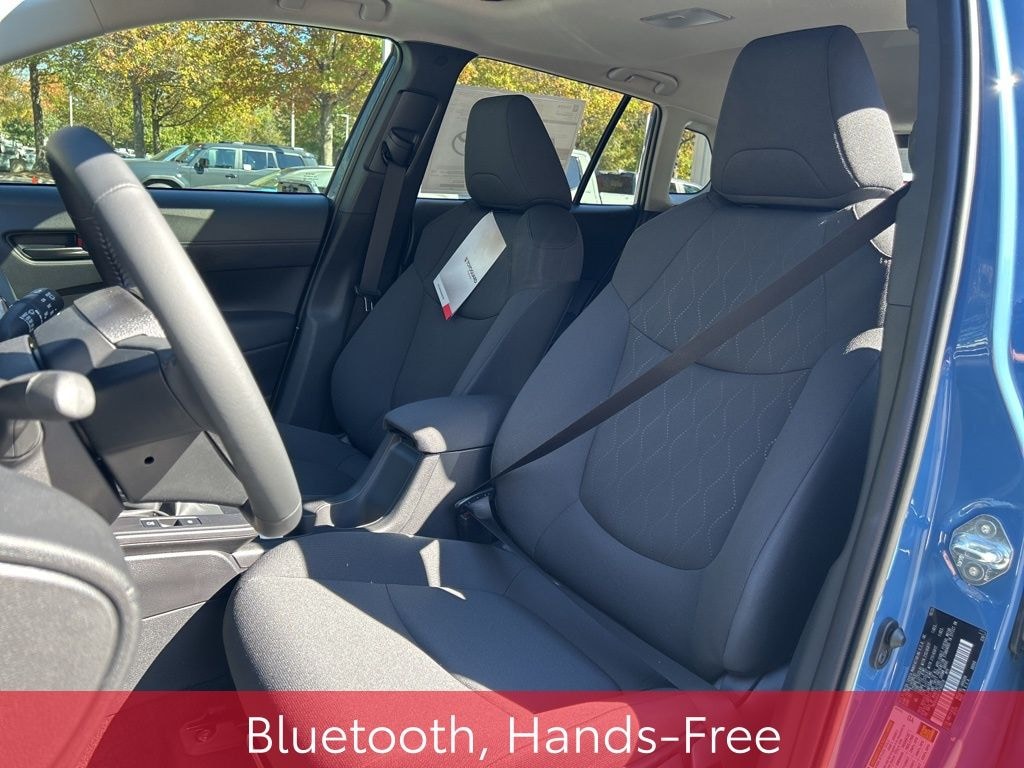 New 2026 Toyota Corolla Cross LE SUV