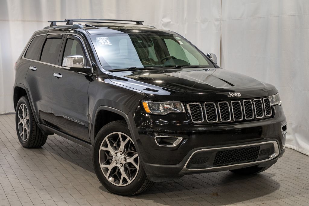 2019 Jeep Grand Cherokee Limited's photo