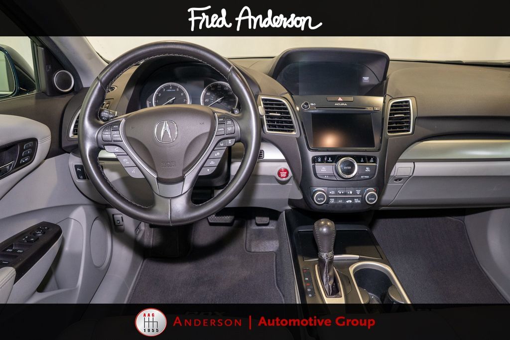 2017 Acura RDX Advance photo 2