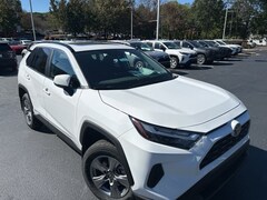 2025 Toyota RAV4 Hybrid XLE SUV