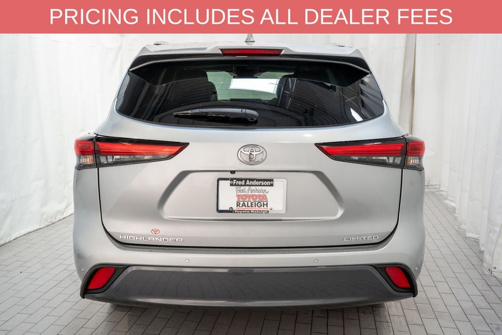 Used 2023 Toyota Highlander Limited SUV