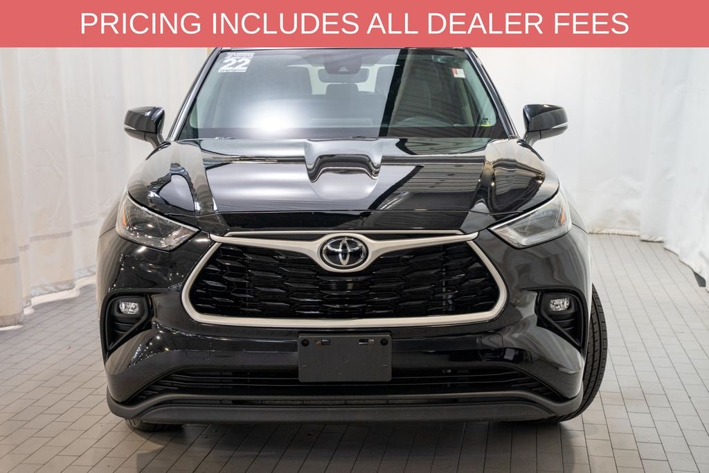 Used 2022 Toyota Highlander XLE SUV