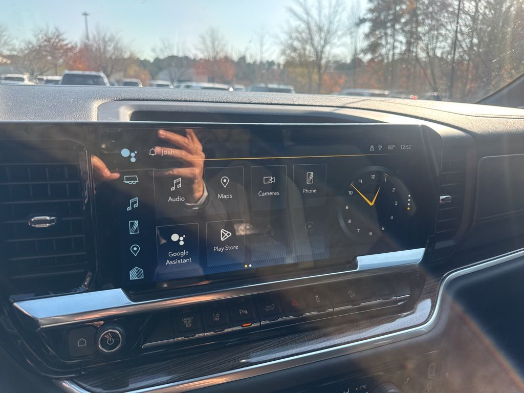 2024 Chevrolet Silverado 2500HD LT photo 4