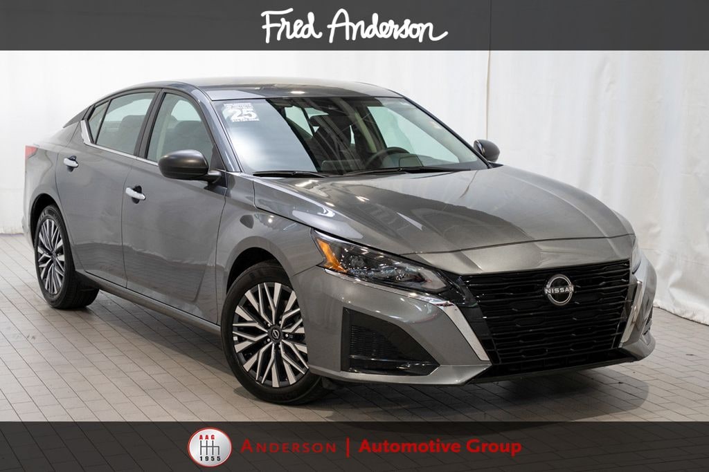 Used 2025 Nissan Altima 2.5 SV Sedan