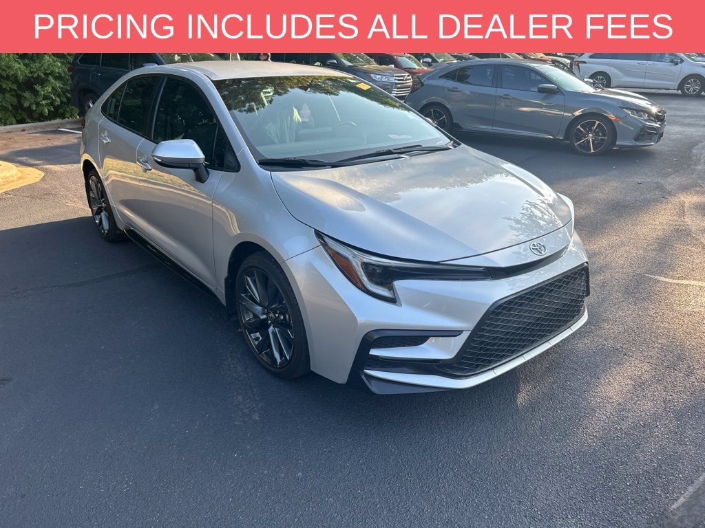 Used 2025 Toyota Corolla SE Sedan