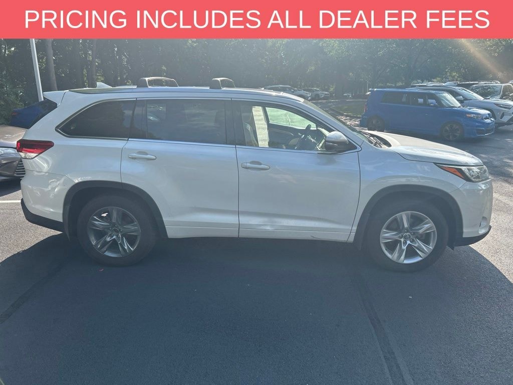 Used 2017 Toyota Highlander Limited Platinum SUV