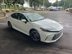 2025 Toyota Camry XLE Sedan