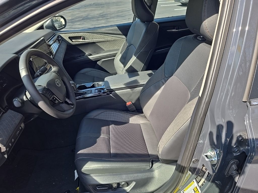 Used 2025 Toyota Camry XLE Sedan