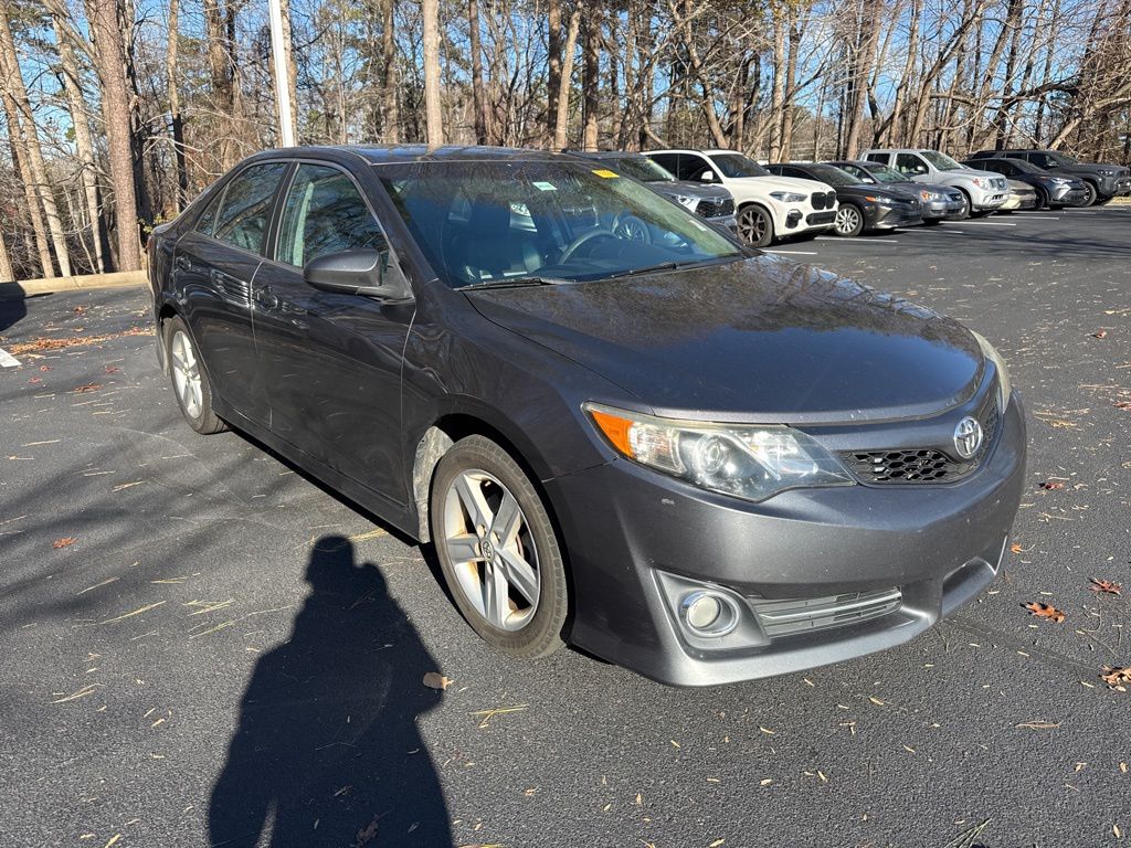 2014 Toyota Camry Sedan 