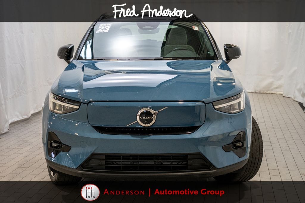 Used 2023 Volvo XC40 Recharge Pure Electric Ultimate SUV