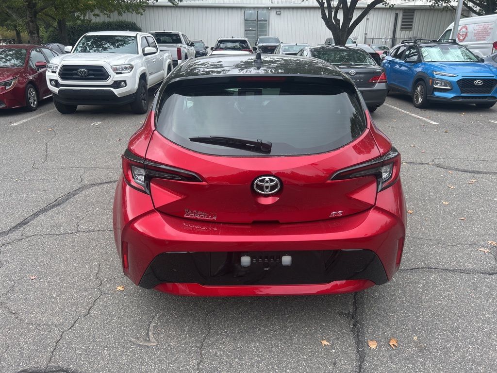 2025 Toyota Corolla SE photo 4