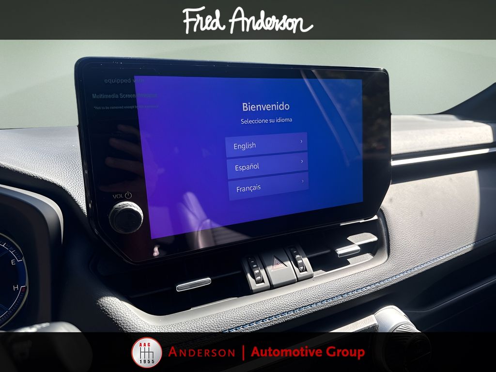 2024 Toyota RAV4 Hybrid XSE photo 4