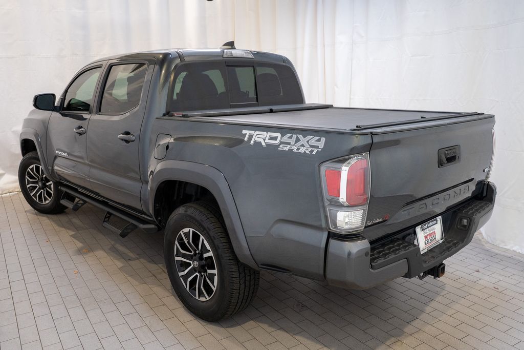 2023 Toyota Tacoma TRD Sport V6 photo 4