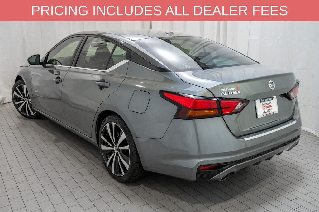 Used 2022 Nissan Altima 2.5 SR Sedan