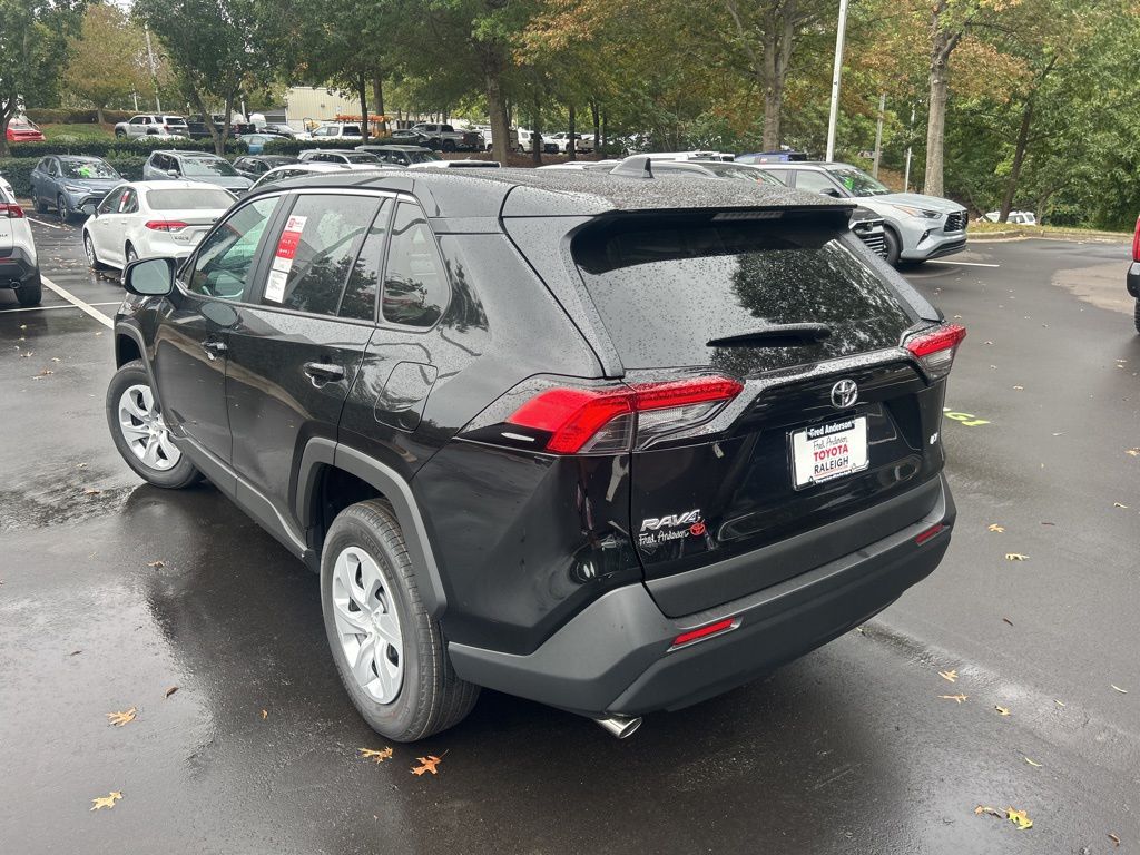 2025 Toyota RAV4 LE photo 3