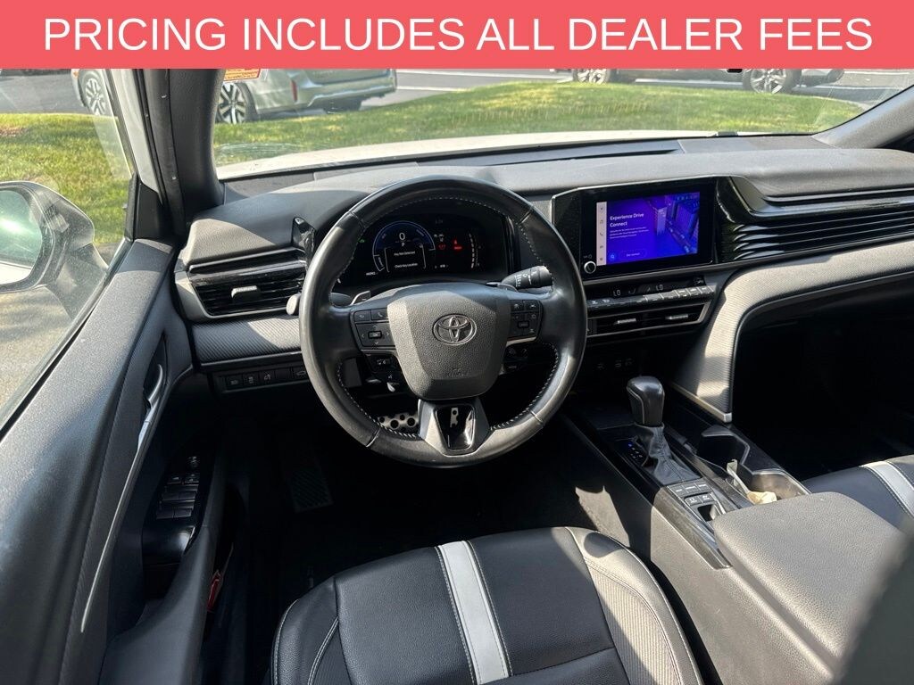 Used 2025 Toyota Camry SE Sedan