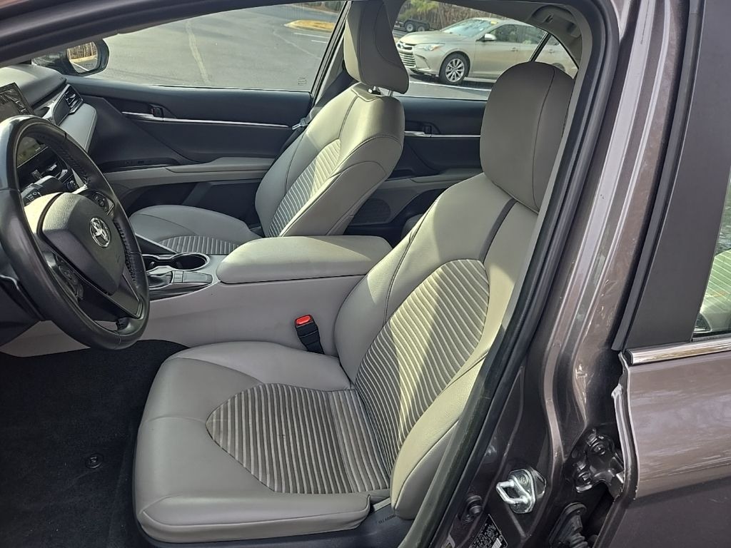 Used 2024 Toyota Camry SE Sedan