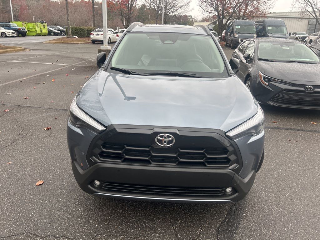 2026 Toyota Corolla Cross XLE photo 2
