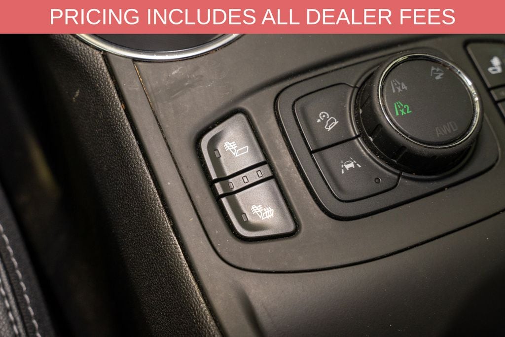 2023 GMC Terrain SLT - Photo 18