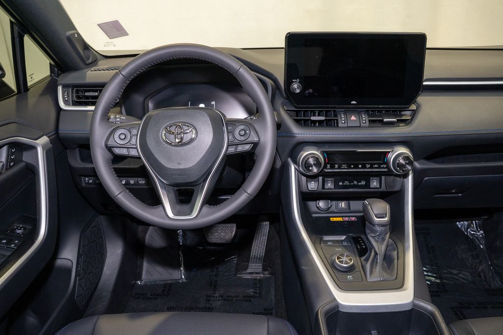 2025 Toyota RAV4 Hybrid XSE photo 2