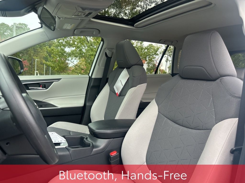 New 2025 Toyota RAV4 Hybrid XLE SUV