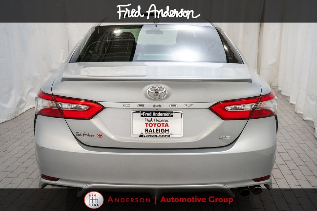 Used 2019 Toyota Camry SE Sedan