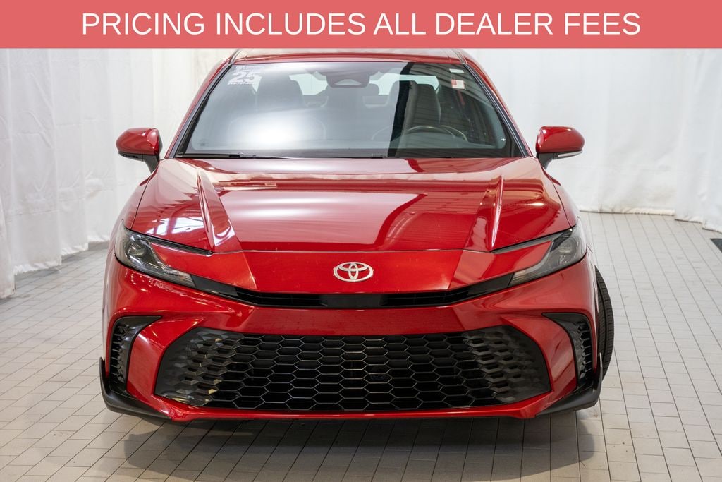 Used 2025 Toyota Camry SE Sedan