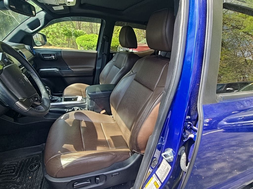 Used 2022 Toyota Tacoma Limited Truck