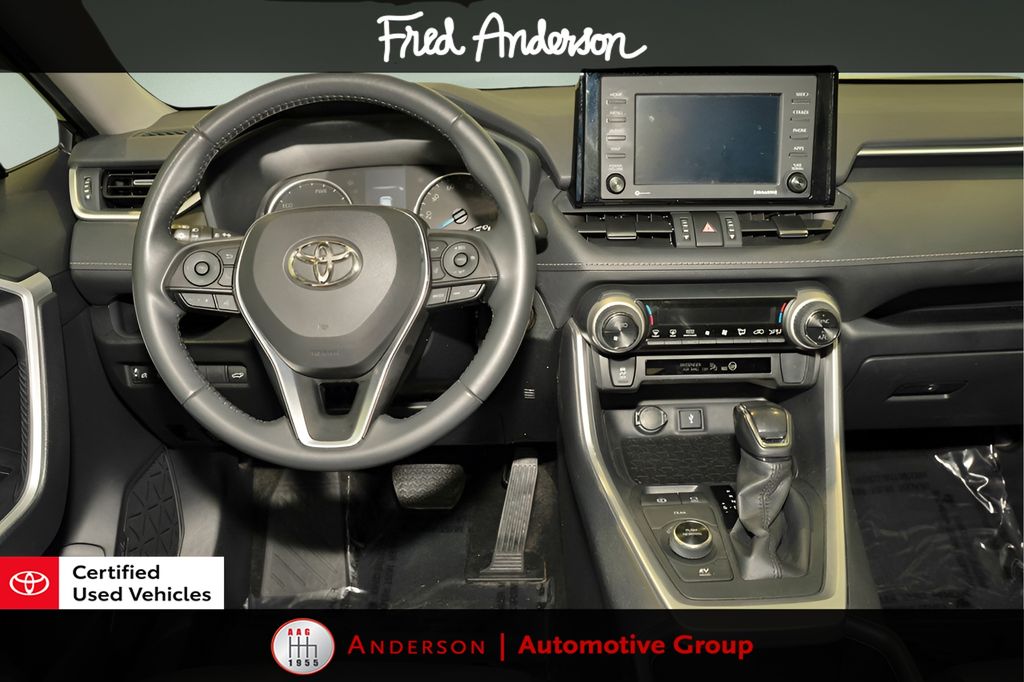 2022 Toyota RAV4 Hybrid XLE Premium photo 2