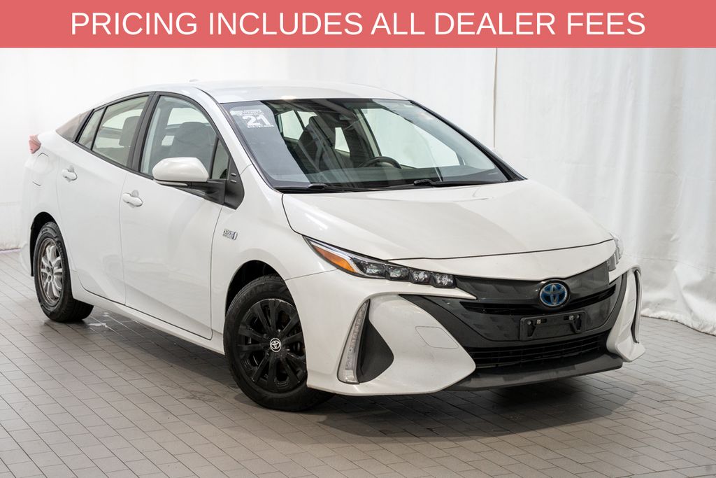 2021 Toyota Prius Prime XLE's photo