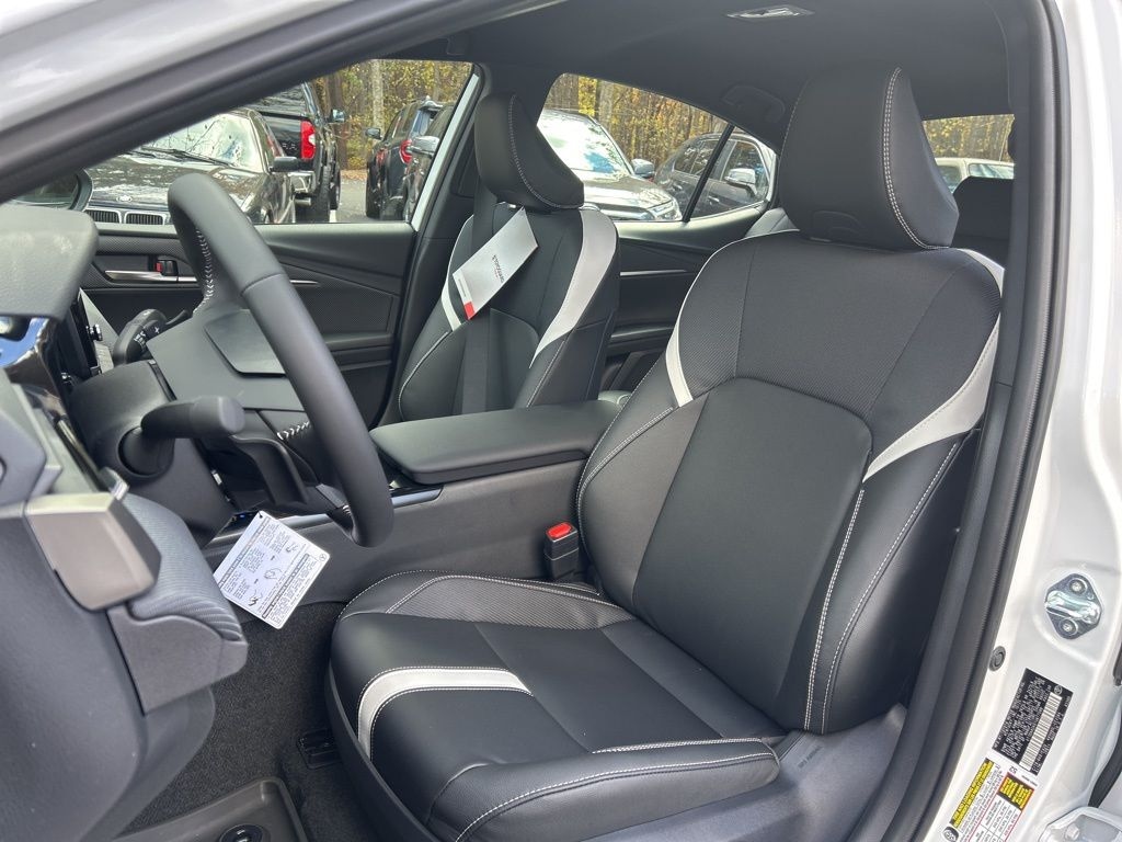 New 2026 Toyota Camry SE Sedan