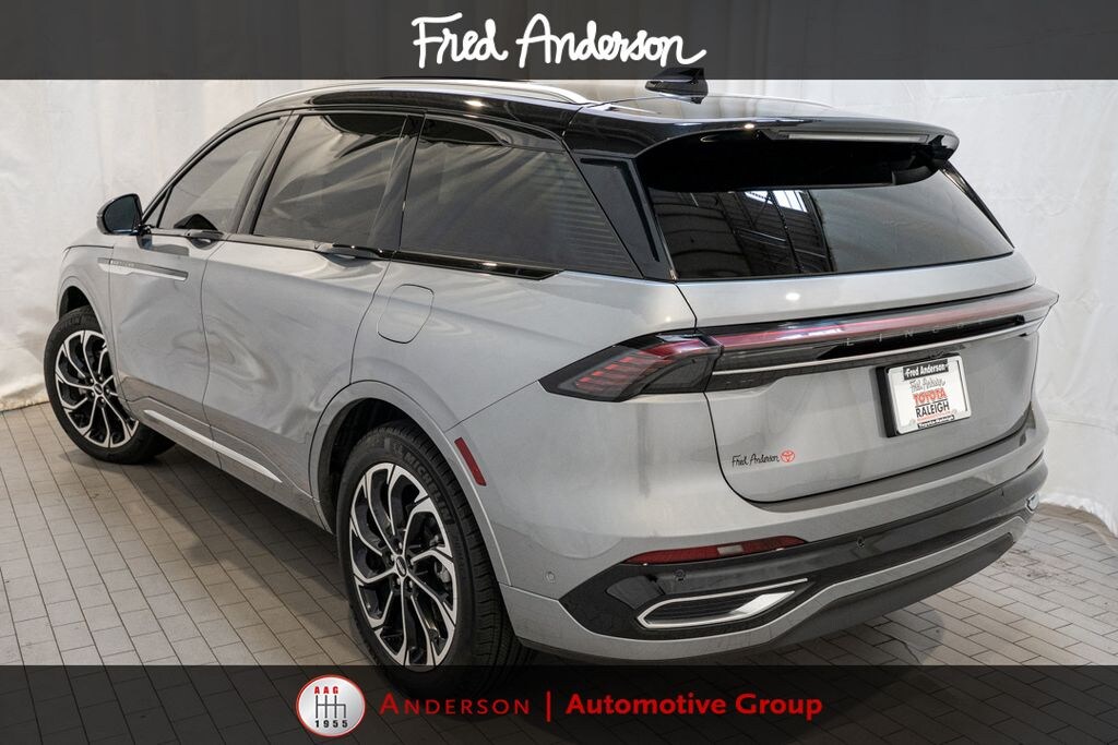 Used 2024 Lincoln Nautilus Reserve SUV