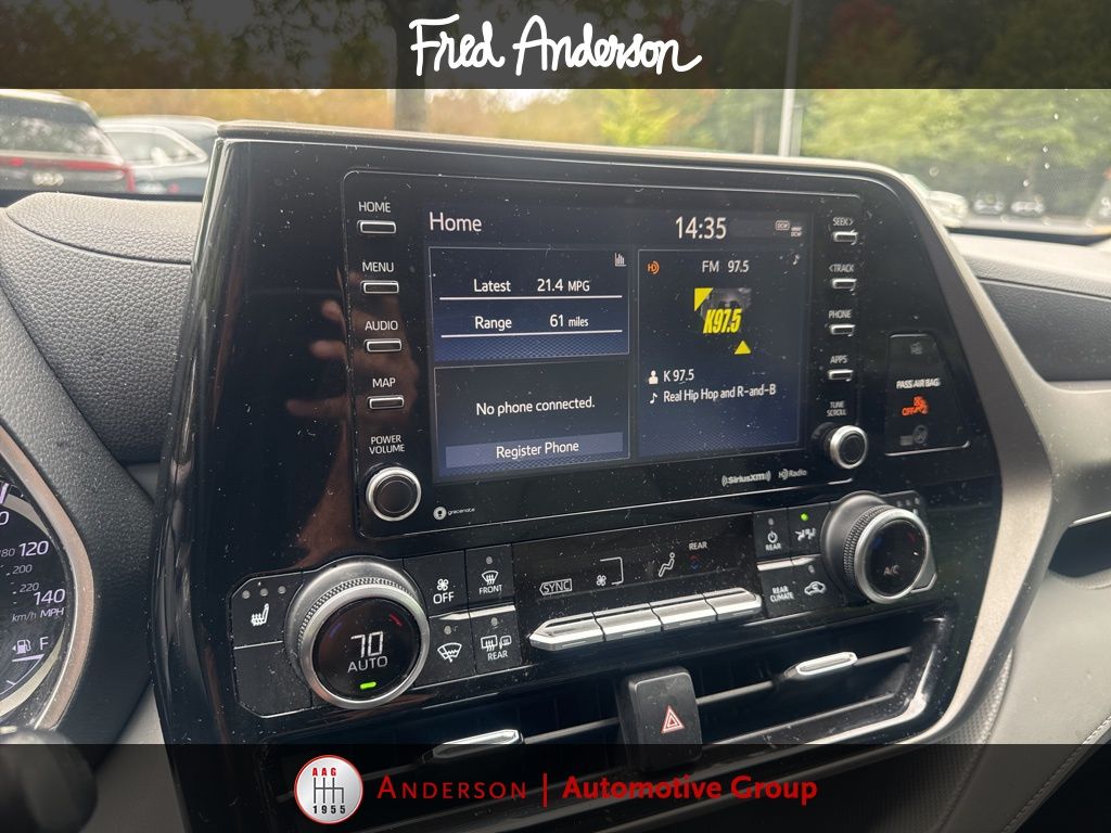 2022 Toyota Highlander XLE photo 4