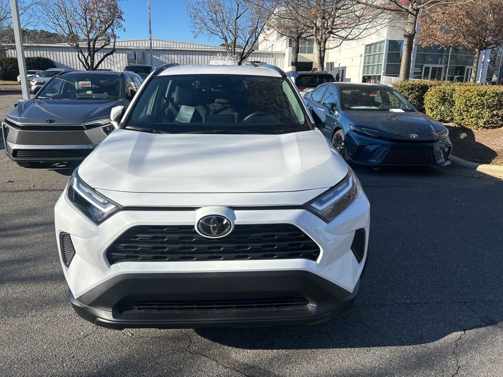 New 2025 Toyota RAV4 XLE SUV