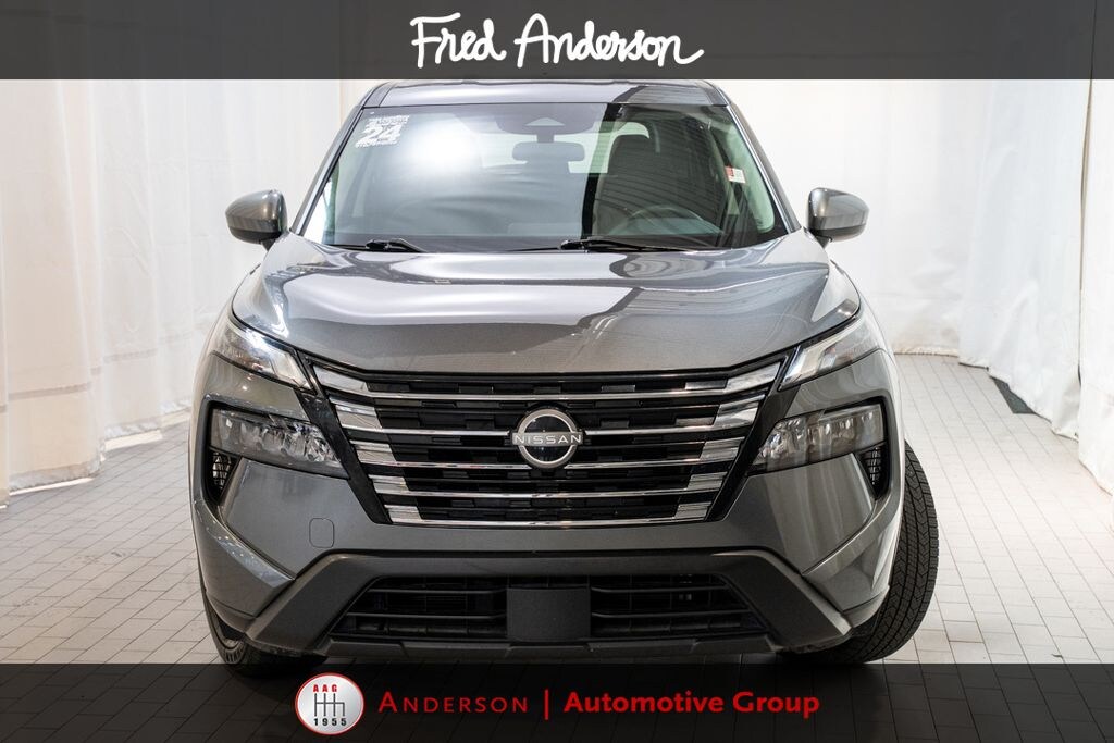 Used 2024 Nissan Rogue SV SUV
