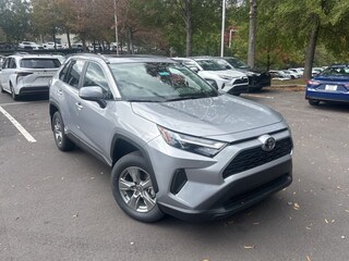 2025 Toyota RAV4 XLE SUV