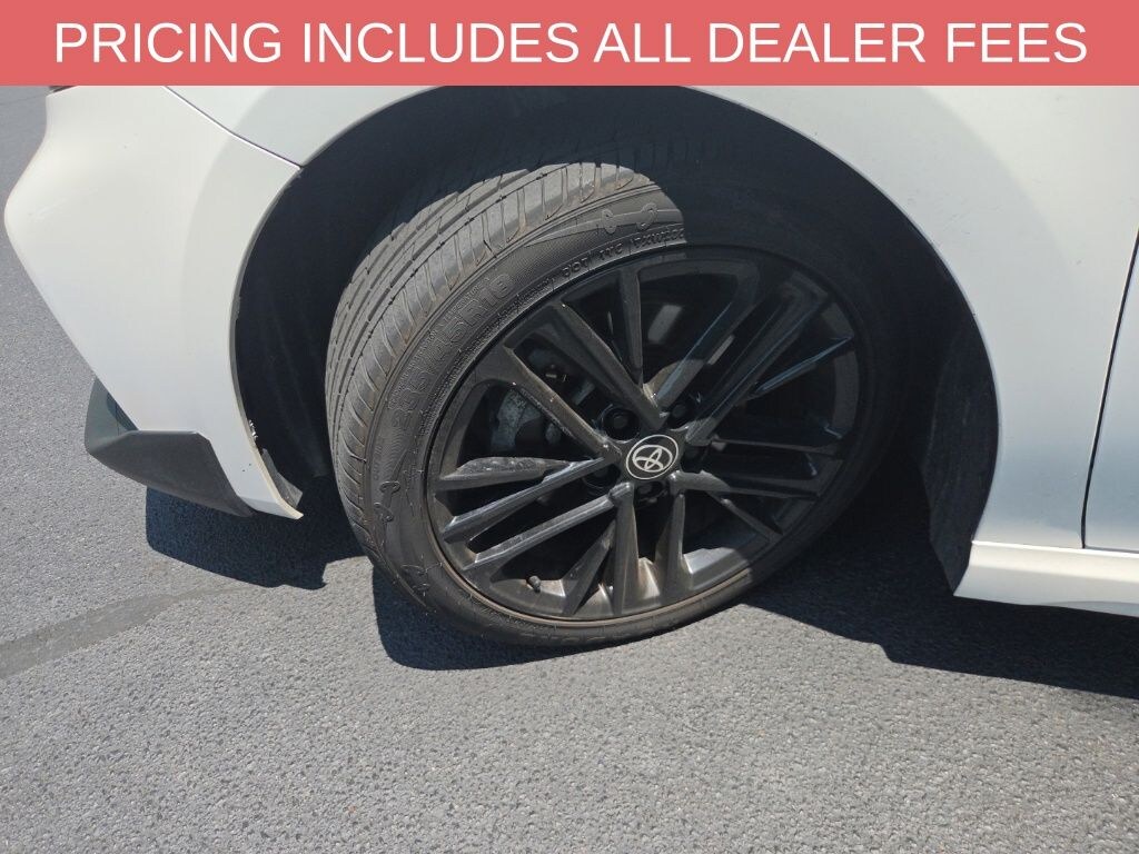 Used 2025 Toyota Camry SE Sedan