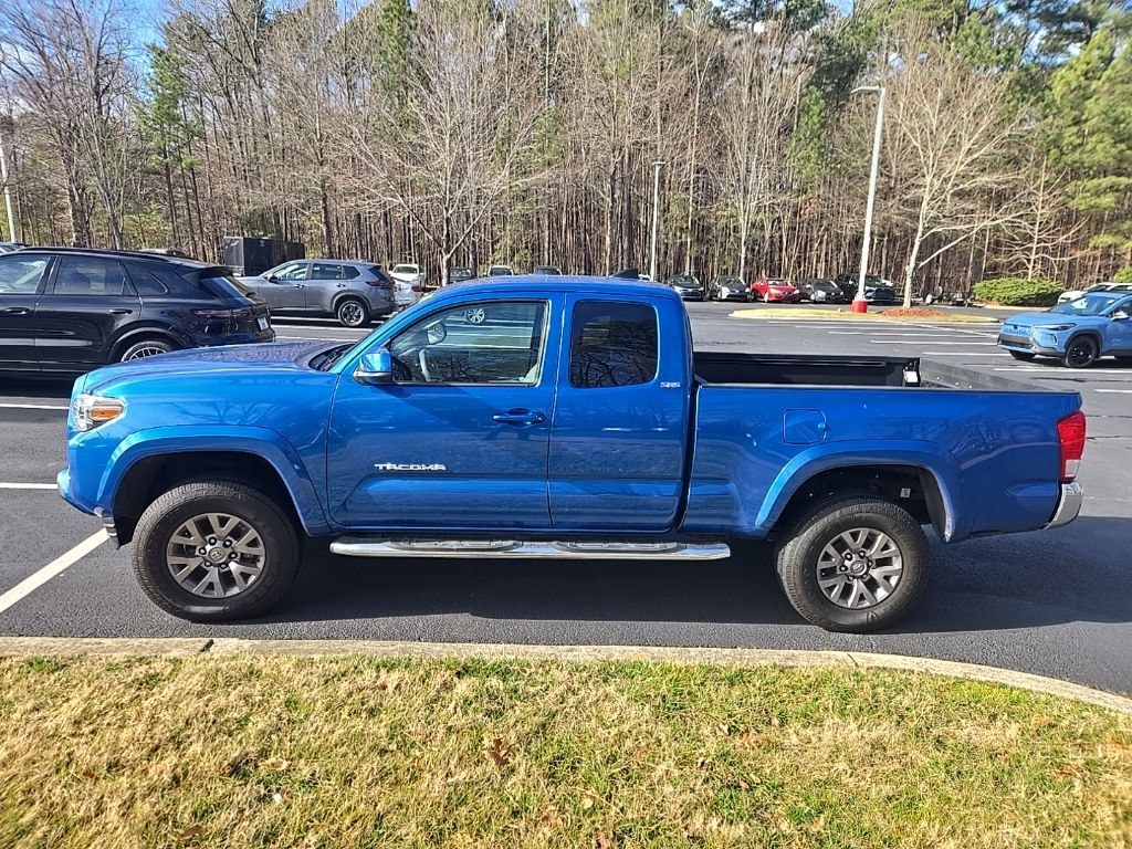 Used 2017 Toyota Tacoma SR5 Truck
