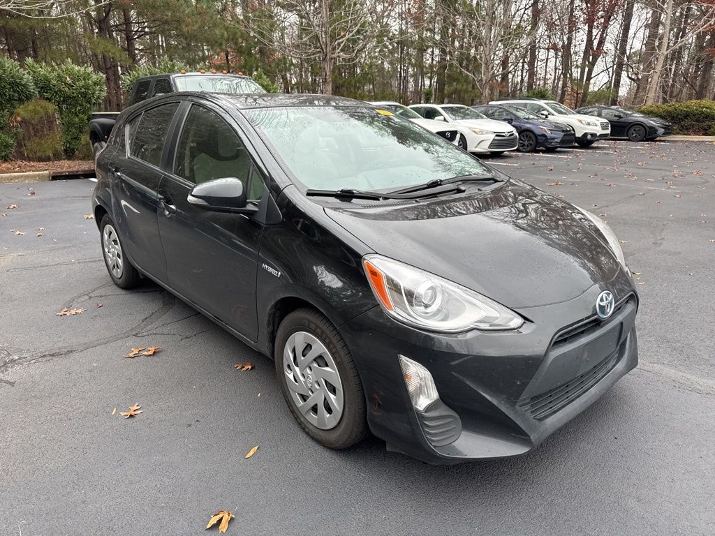 2016 Toyota Prius c One's photo